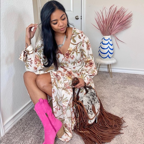 Meet your Posher, Adriana - Picture 1 of 1